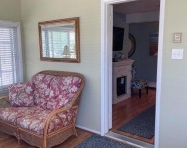 102 Brown Avenue - Photo Thumbnail 1
