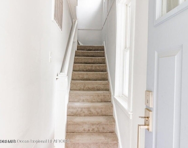 306 Henley Avenue - Photo Thumbnail 17