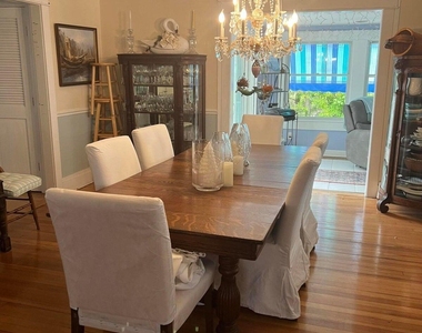 106 Mathis Place - Photo Thumbnail 7