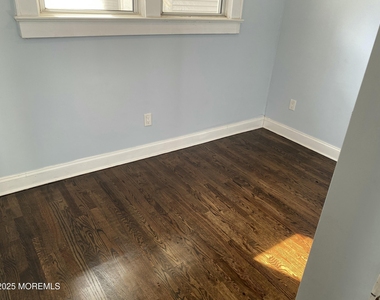 201 16th Avenue - Photo Thumbnail 4