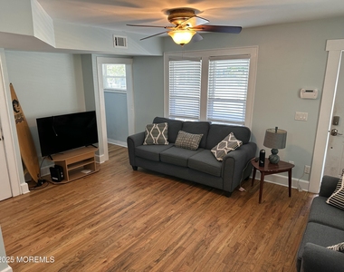 203 16th Avenue - Photo Thumbnail 1