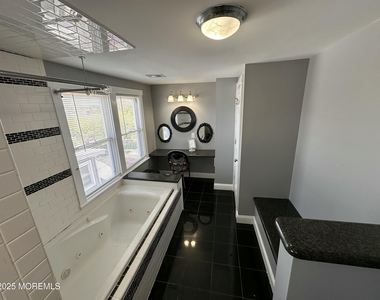 203 16th Avenue - Photo Thumbnail 11