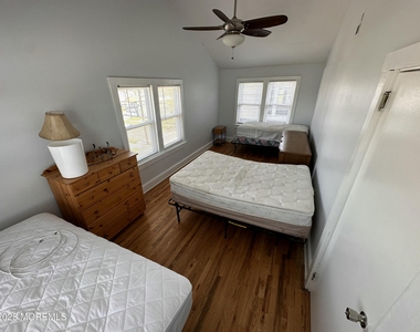 203 16th Avenue - Photo Thumbnail 7