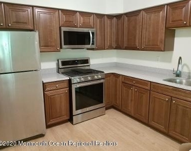 268 Gloucester Court - Photo Thumbnail 1