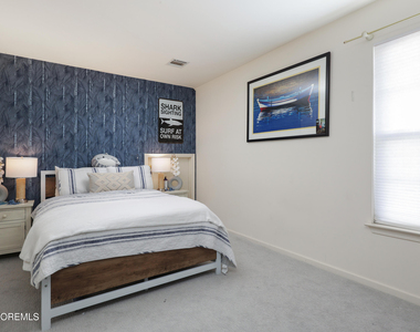 11 Peaksail Drive - Photo Thumbnail 17