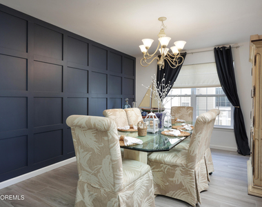 11 Peaksail Drive - Photo Thumbnail 6