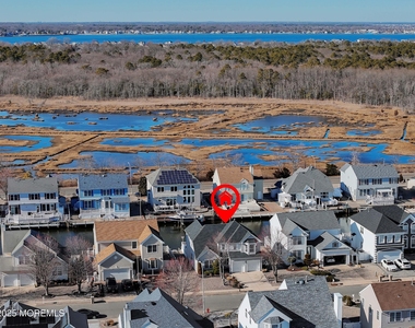 11 Peaksail Drive - Photo Thumbnail 21