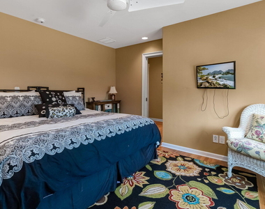 406 Ocean Avenue - Photo Thumbnail 17