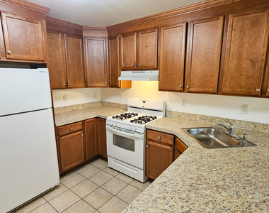 380 Radio Road - Photo Thumbnail 5