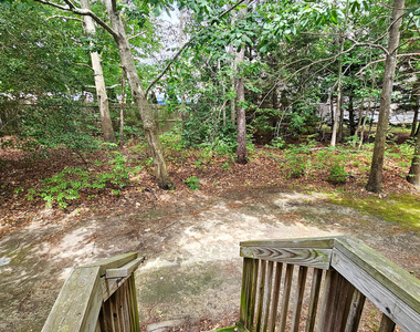 380 Radio Road - Photo Thumbnail 15