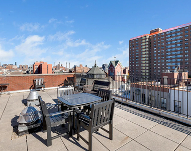 Ridge Street - Photo Thumbnail 4