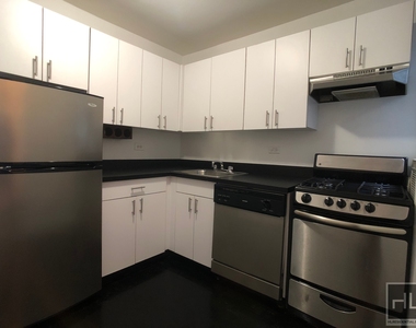 East 89th Street - Photo Thumbnail 1