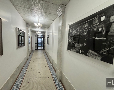 East 12th Street - Photo Thumbnail 8