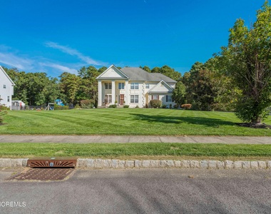 4 Scottsdale Court - Photo Thumbnail 13
