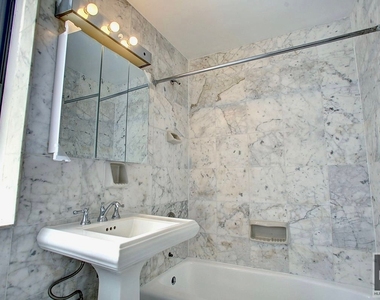 West 79 Street - Photo Thumbnail 10