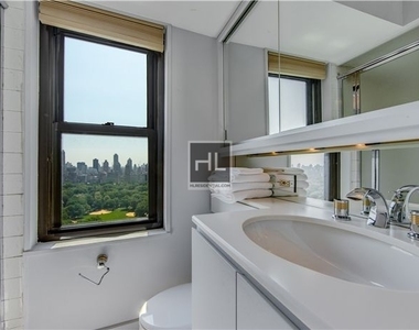 West 64th Street - Photo Thumbnail 5