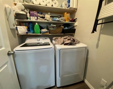2214 Gordon Street - Photo Thumbnail 21