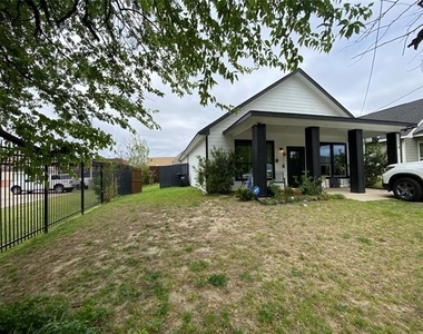 2214 Gordon Street - Photo Thumbnail 26