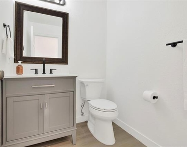 1615 Bryce Canyon Lane - Photo Thumbnail 19