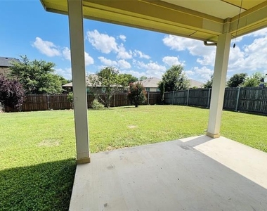 552 Kerry Street - Photo Thumbnail 23