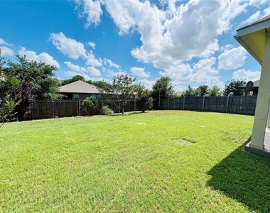 552 Kerry Street - Photo Thumbnail 24