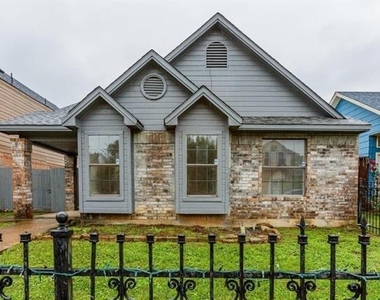10611 Woodleaf Drive - Photo Thumbnail 19