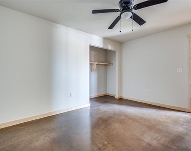 19021 Cabo Way - Photo Thumbnail 11