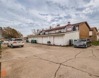 3071 Olympia Drive - Photo Thumbnail 16