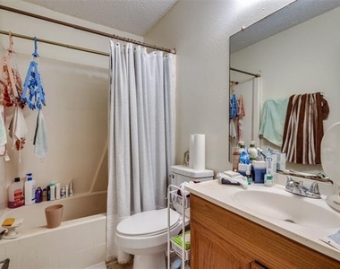 3071 Olympia Drive - Photo Thumbnail 12