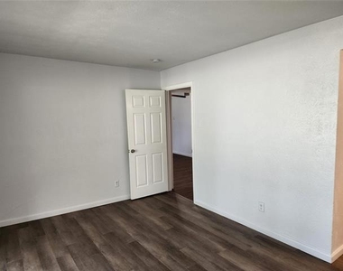 4551 N O Connor Road - Photo Thumbnail 7