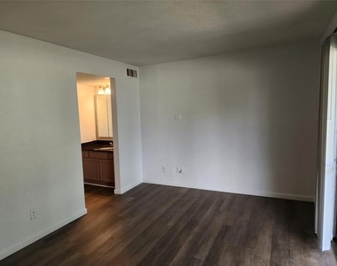4551 N O Connor Road - Photo Thumbnail 6