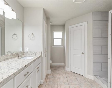 6728 Fair Meadows Drive - Photo Thumbnail 17