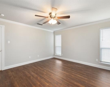 6728 Fair Meadows Drive - Photo Thumbnail 19