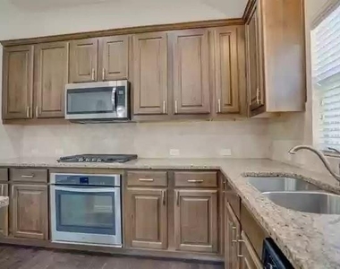 1412 Rose Bud Court - Photo Thumbnail 3
