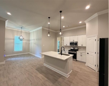 277 Saint Edmunds Way - Photo Thumbnail 2