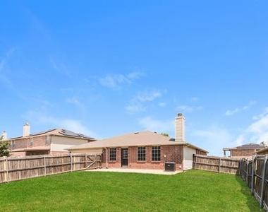609 Rosemary Drive - Photo Thumbnail 16