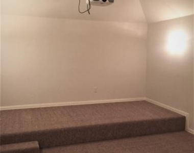 1184 Dutch Hollow Drive - Photo Thumbnail 22