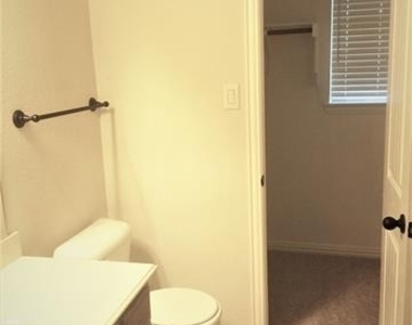 1184 Dutch Hollow Drive - Photo Thumbnail 19