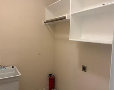 1184 Dutch Hollow Drive - Photo Thumbnail 14