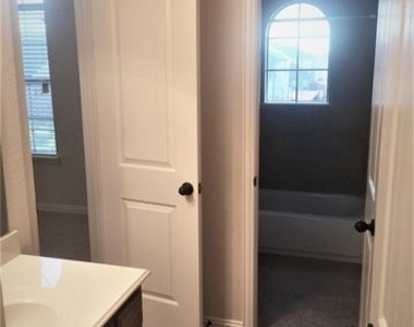 1184 Dutch Hollow Drive - Photo Thumbnail 17
