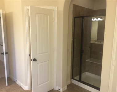 1184 Dutch Hollow Drive - Photo Thumbnail 13