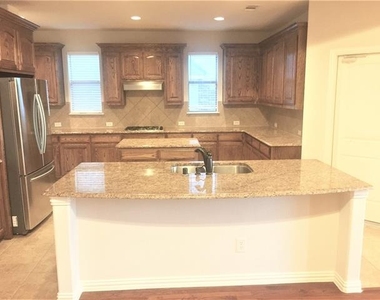 1184 Dutch Hollow Drive - Photo Thumbnail 6