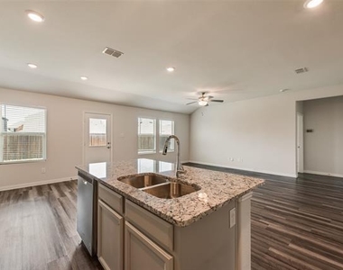 408 Ronda Road - Photo Thumbnail 11