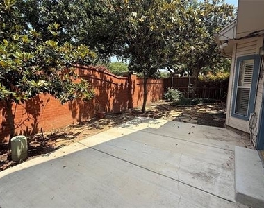 9010 Cumberland Drive - Photo Thumbnail 19