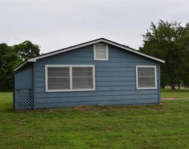 2020 Gage Road - Photo Thumbnail 7
