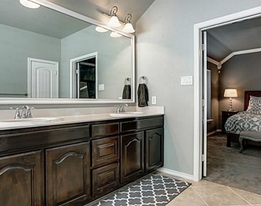 8928 Manana Street - Photo Thumbnail 15