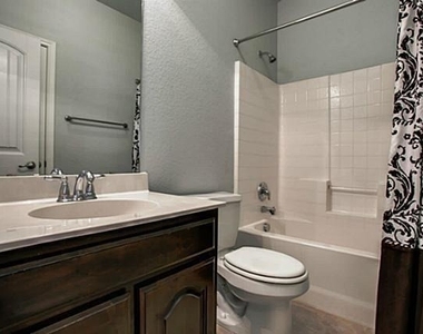 8928 Manana Street - Photo Thumbnail 19