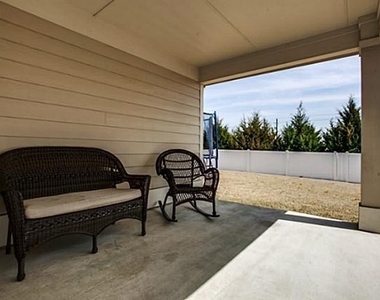 8928 Manana Street - Photo Thumbnail 20