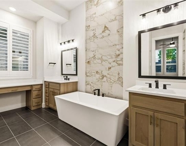 15522 Cormorant Street - Photo Thumbnail 11