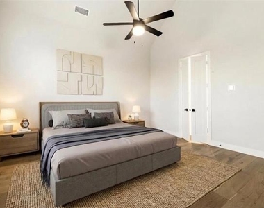 15522 Cormorant Street - Photo Thumbnail 10